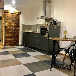 Cocooning Spa, Lit Xxl, Cour Extérieure , Le Puy-en-Velay France